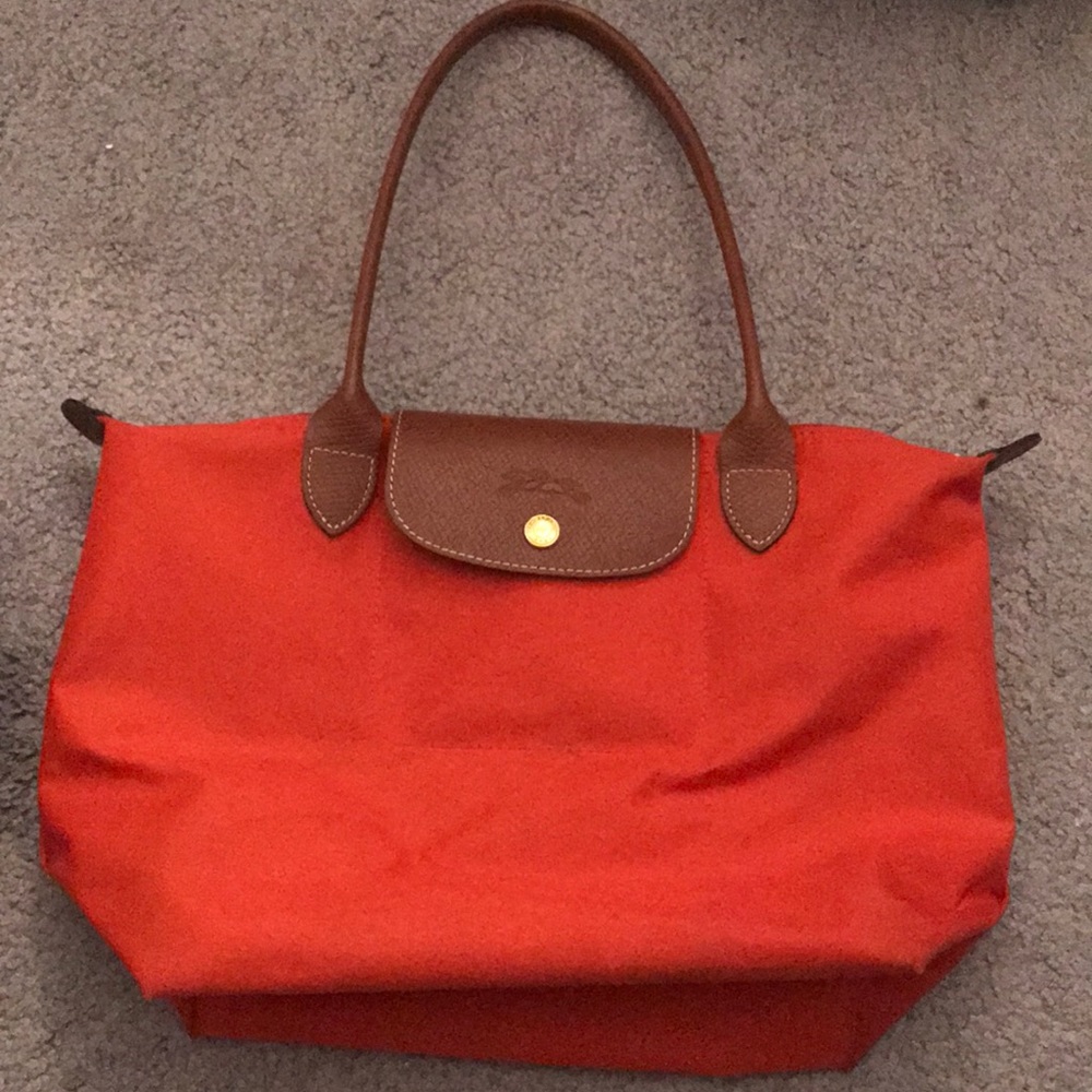Poppy Longchamp Le Pliage Shoulder Bag!